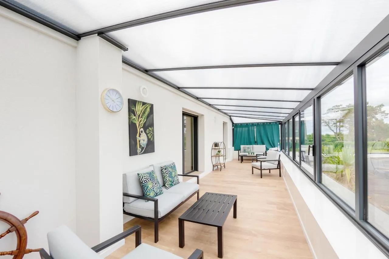 La Villa Des Amiets: 250M², Confort, Piscine, Mer A 500M Cléder 0*,  Frankrijk