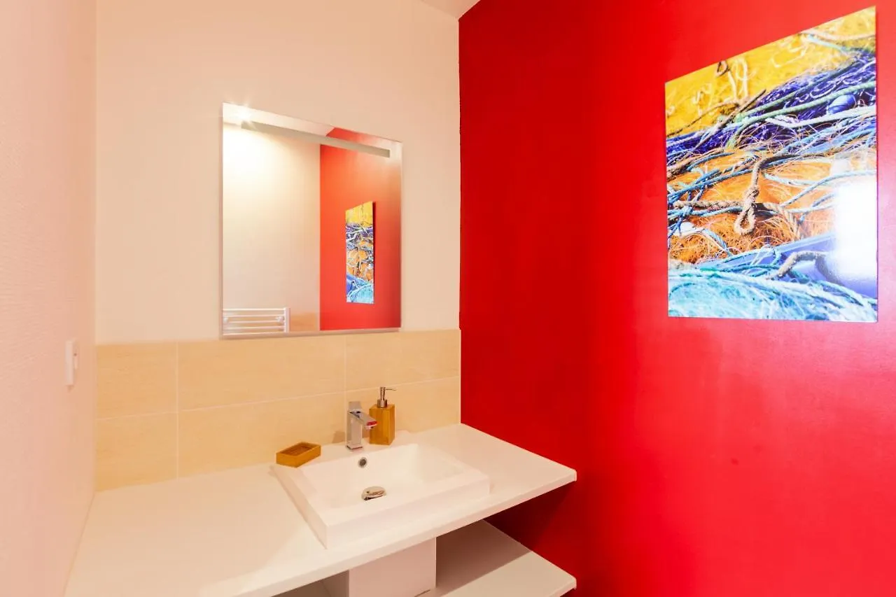 La Villa Des Amiets: 250M², Confort, Piscine, Mer A 500M Cléder