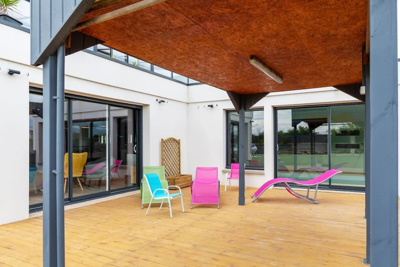 La Villa Des Amiets: 250M², Confort, Piscine, Mer A 500M Cléder